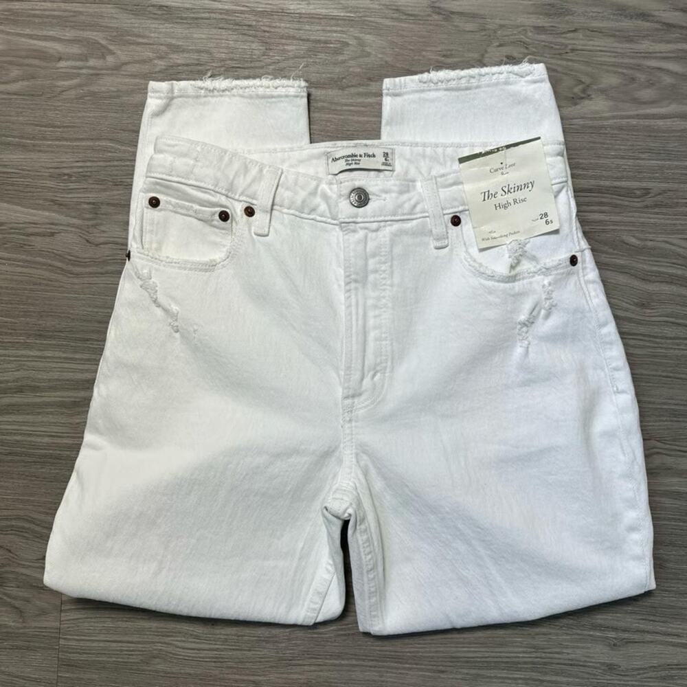 Abercrombie & Fitch Curve Love High Rise Skinny Jean NWT